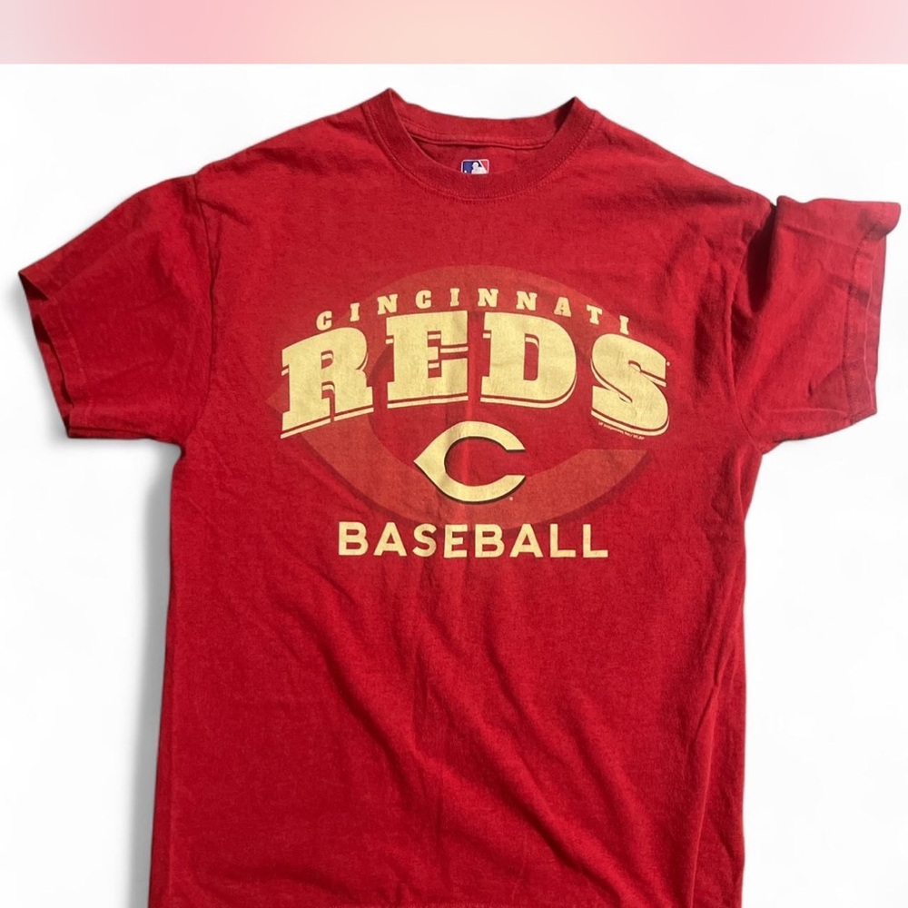 MLB Red and Gold Cincinnati Reds Short Sleeve Tee